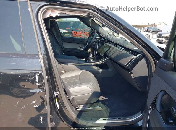 SAL1L9E44SA445472 2025 LAND ROVER RANGE ROVER SPORT Black Widok wnętrza z przodu