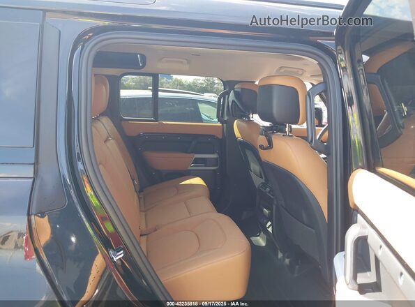 SALEJ7EX2R2283027 2024 LAND ROVER DEFENDER Black VIN sticker view