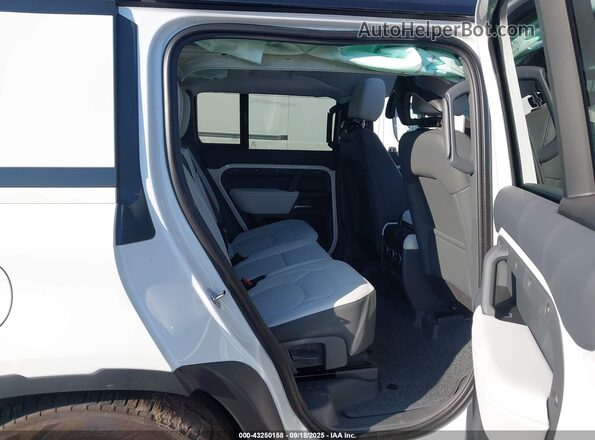 SALEJEEX7S2452467 2025 LAND ROVER DEFENDER White VIN sticker view