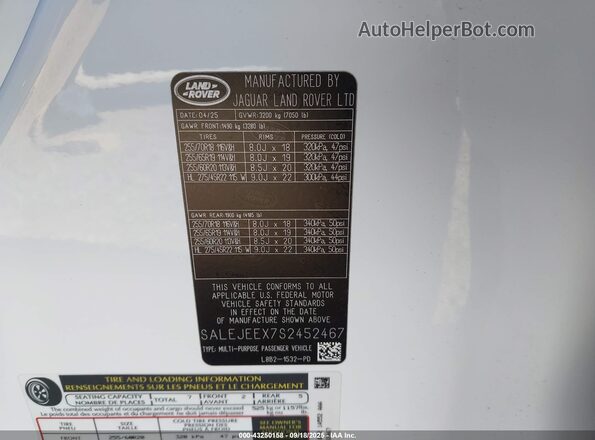 SALEJEEX7S2452467 2025 LAND ROVER DEFENDER White Engine compartment view