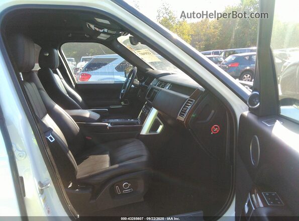 SALGS2FE1HA323575 2017 LAND ROVER RANGE ROVER White წინა სალონის ხედი