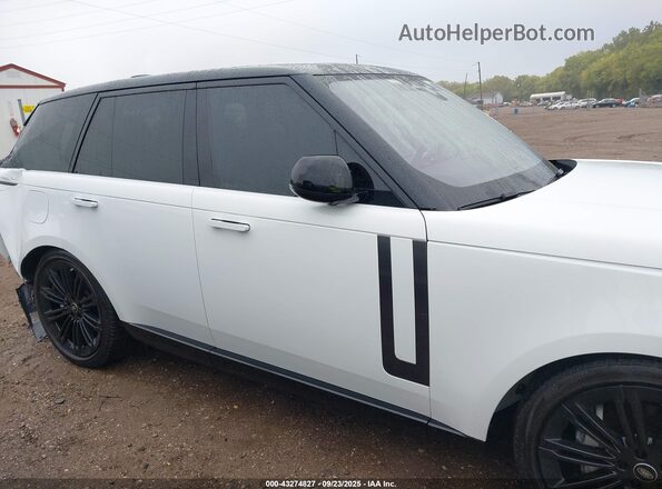 SALKP9FU8NA002835 2022 LAND ROVER NEW RANGE ROVER White Widok wnętrza z tyłu
