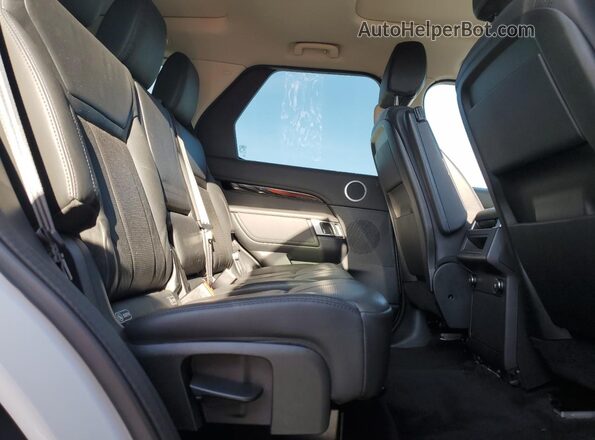 SALRG2RV0L2428584 2020 LAND ROVER DISCOVERY White უკანა სალონის ხედი