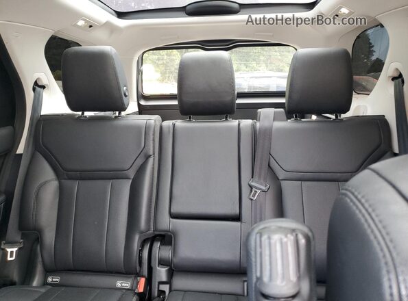 SALRG2RV1L2425726 2020 LAND ROVER DISCOVERY White Հետևի նստատեղերի տեսք