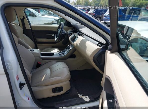SALVP2RX7JH274353 2018 LAND ROVER RANGE ROVER EVOQUE White Вид салону спереду