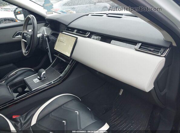 SALYL2EX1SA393637 2025 LAND ROVER RANGE ROVER VELAR Белый Вид салона спереди