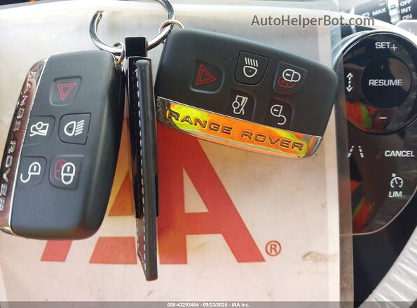 SALYM2RV3JA733665 2018 LAND ROVER RANGE ROVER VELAR Gray Vista del salpicadero