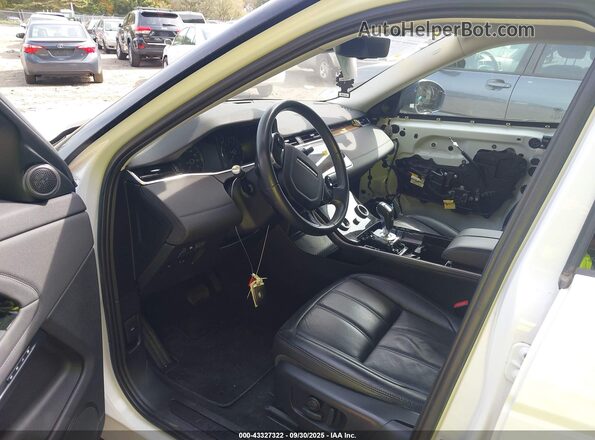 SALZJ2FX3LH041029 2020 LAND ROVER RANGE ROVER EVOQUE White Widok wnętrza z przodu