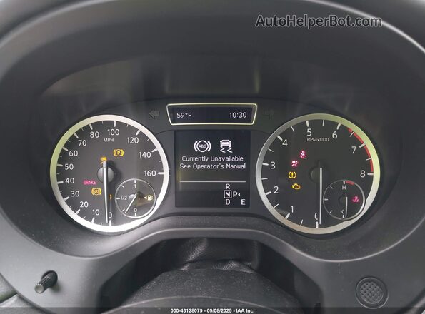 SJKCH5CP0JA050109 2018 INFINITI QX30 White 