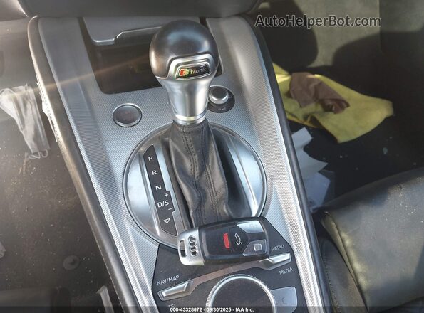 TRUC5AFV1H1021152 2017 AUDI TT Желтый Вид панели приборов