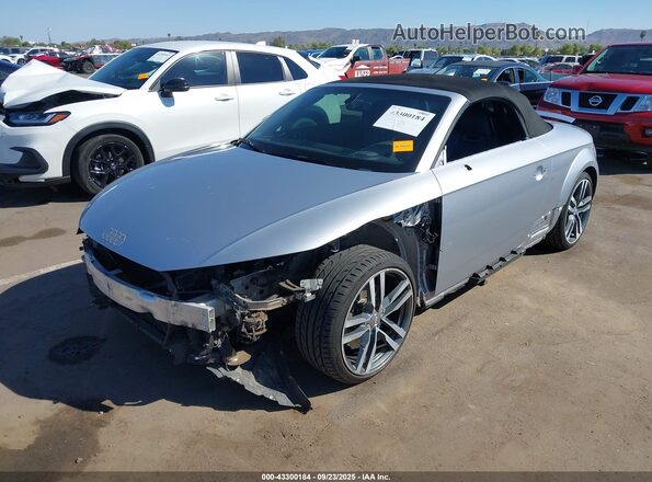 TRUT5CFV4G1021463 2016 AUDI TT Silver Vista frontal