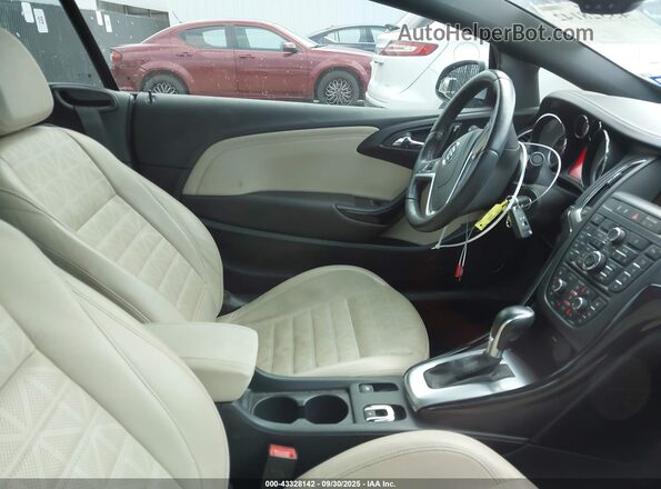 W04WH3N51HG006685 2017 BUICK CASCADA Light Blue წინა სალონის ხედი