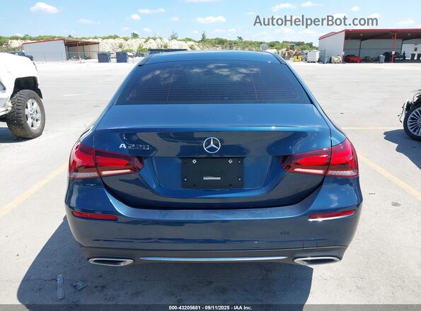 W1K3G4EB0NJ365120 2022 MERCEDES-BENZ A Blue 