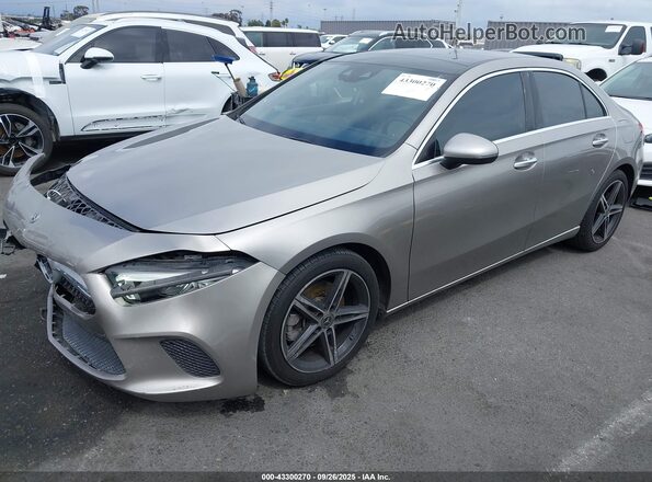 W1K3G4EB2LW043854 2020 MERCEDES-BENZ A 220 Champagne Առջևի ձախ երեք քառորդ տեսարան