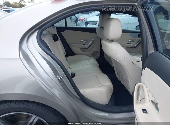 W1K3G4EB2LW043854 2020 MERCEDES-BENZ A 220 Champagne VIN կոդի պիտակի տեսք