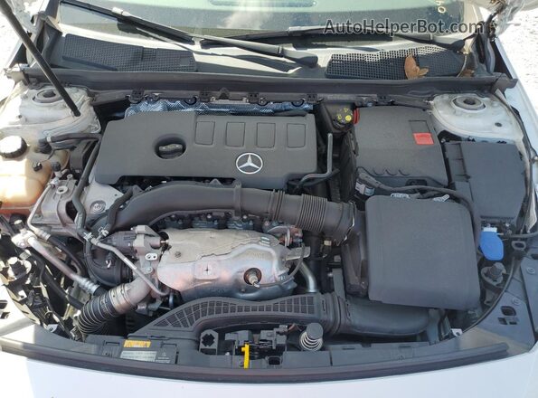 W1K3G4EB2LW043899 2020 MERCEDES-BENZ A White Սալոնի հետևի տեսք