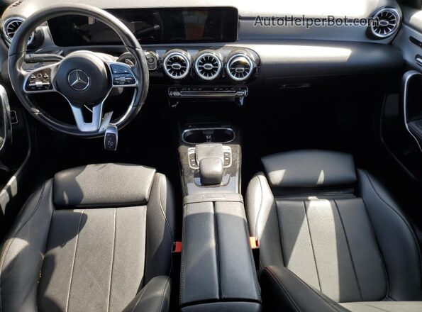 W1K3G4EB3LJ218710 2020 MERCEDES-BENZ A White Dashboard view