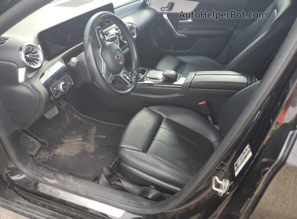 W1K3G4EB4NJ331844 2022 MERCEDES-BENZ A Black Вид салону спереду