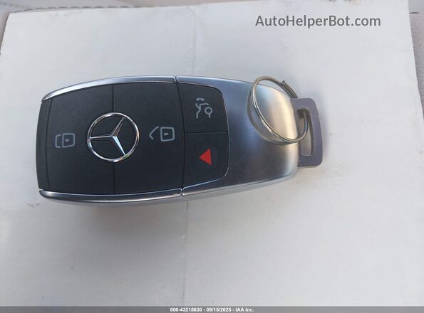 W1K3G4FB4NJ351803 2022 MERCEDES-BENZ A 220 Black Առջևի վահանակի տեսք