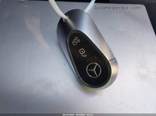 W1KAF4GB2NR054796 2022 MERCEDES-BENZ C-CLASS Black 
