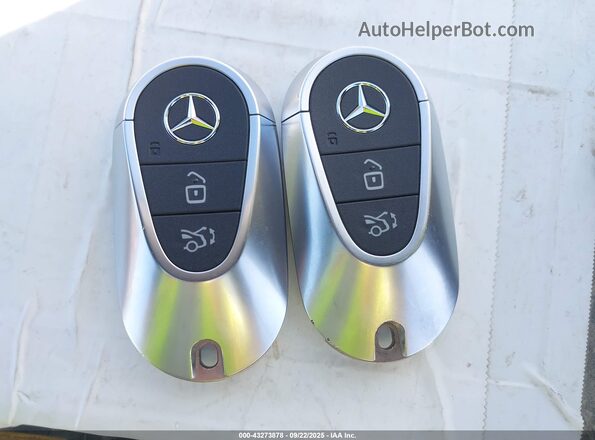 W1KAF4HB2NR008609 2022 MERCEDES-BENZ C-CLASS Black Widok deski rozdzielczej