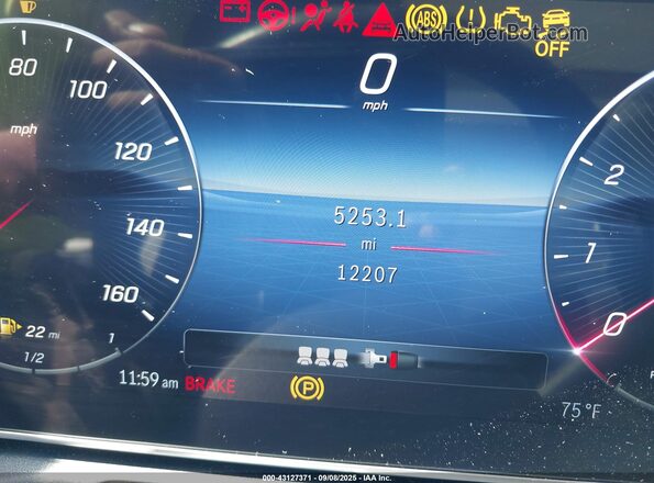W1KAF4HB4RR160882 2024 MERCEDES-BENZ C-CLASS Серебряный 