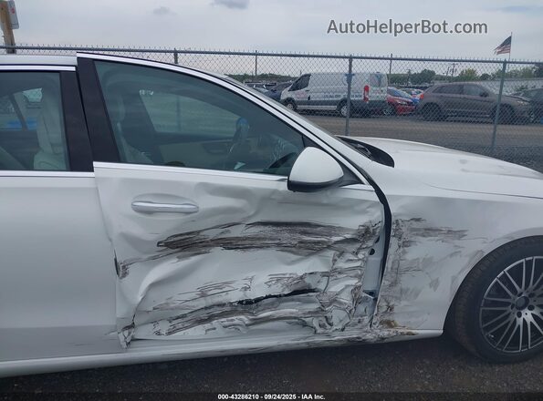 W1KAF4HB9PR151219 2023 MERCEDES-BENZ C-CLASS White Դիմացի տեսք