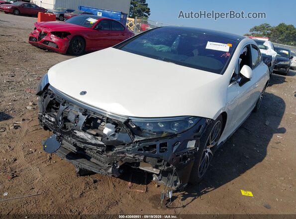 W1KCG4EB0NA001652 2022 MERCEDES-BENZ EQS 580 White Widok z przodu