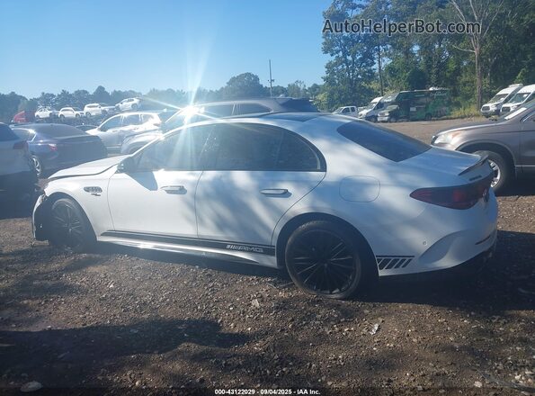 W1KLF6DB9SA097115 2025 MERCEDES-BENZ AMG White Widok wnętrza 360 stopni