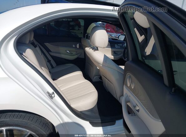 W1KZF5KB6NB057046 2022 MERCEDES-BENZ E Белый Вид наклейки с VIN-кодом