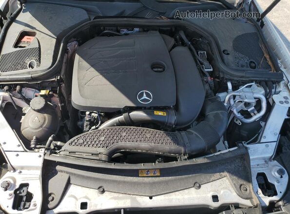 W1KZF8DB4NB091226 2022 MERCEDES-BENZ E White Widok wnętrza z tyłu