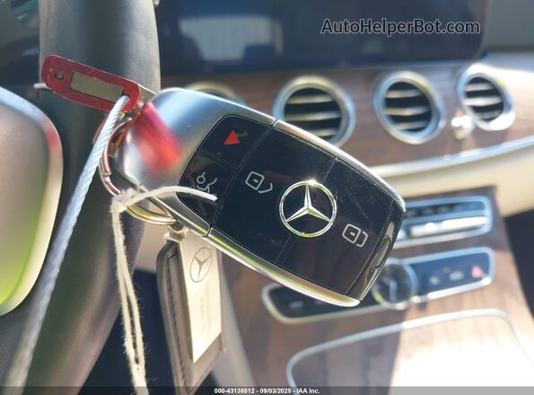 W1KZF8EB2LA832961 2020 MERCEDES-BENZ E-CLASS Gray Dashboard view
