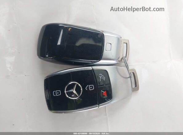 W1KZF8EB2PB186157 2023 MERCEDES-BENZ E-CLASS Синий Вид панели приборов