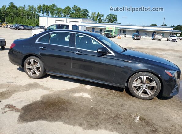 W1KZF8EB8LA821544 2020 MERCEDES-BENZ E Черный Передняя правая четверть