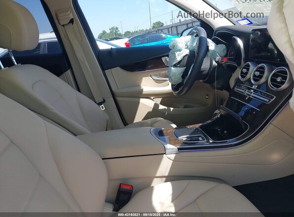 W1N0G8DB7NG083147 2022 MERCEDES-BENZ GLC-CLASS Dark Blue Вид салону спереду