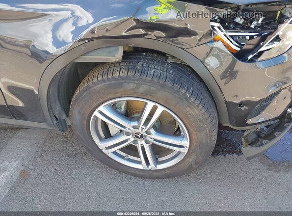 W1N0G8DBXMV286723 2021 MERCEDES-BENZ GLC 300 Black 