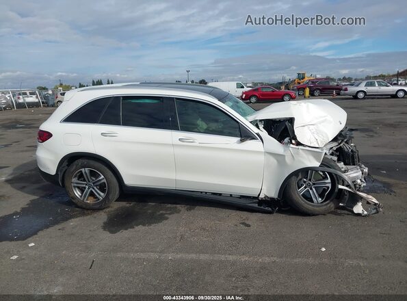 W1N0G8EB3MV307328 2021 MERCEDES-BENZ GLC 300 White Vista interior trasera