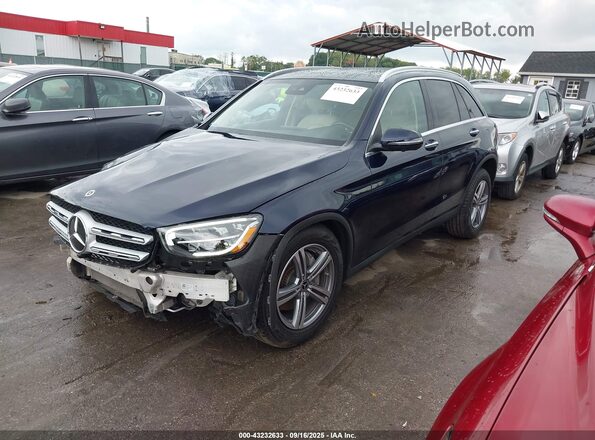 W1N0G8EB4MF928202 2021 MERCEDES-BENZ GLC 300 Blue Передня ліва чверть