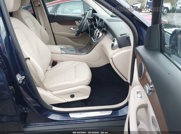 W1N0G8EB4MF928202 2021 MERCEDES-BENZ GLC 300 Blue Вид салону спереду