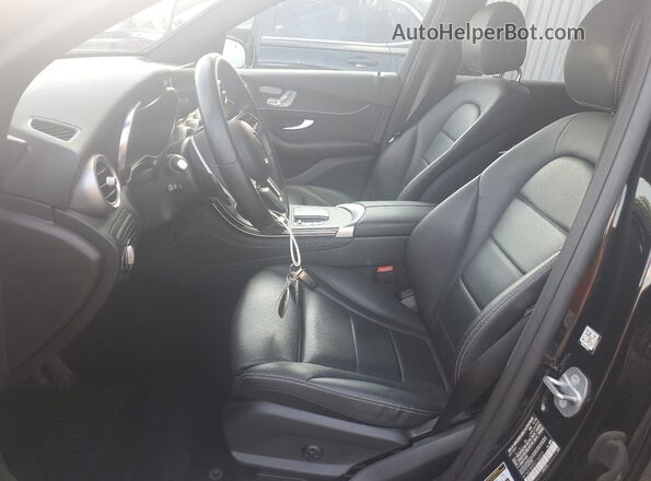 W1N0G8EB9LF763939 2020 MERCEDES-BENZ GLC-CLASS Black Սալոնի դիմացի տեսք