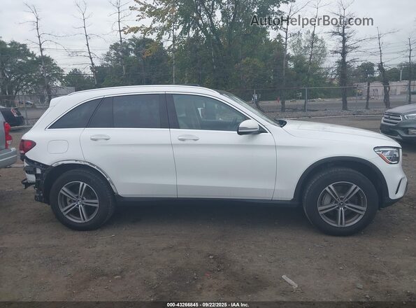 W1N0G8EB9LF764833 2020 MERCEDES-BENZ GLC 300 White Rear interior view