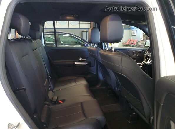 W1N4M4HB1LW022876 2020 MERCEDES-BENZ GLB-CLASS White Rear interior view