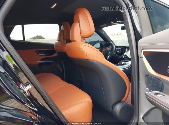 W1NKJ4HB1SF296948 2025 MERCEDES-BENZ GLC 300 Black VIN კოდის სტიკერის ხედი
