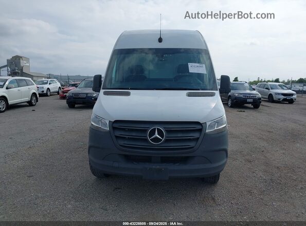 W1W4EBHYXLT033703 2020 MERCEDES-BENZ SPRINTER White Instrument cluster view