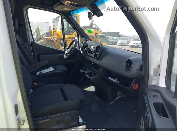 W1Y4ECHY8LT033891 2020 MERCEDES-BENZ SPRINTER White Widok wnętrza z przodu