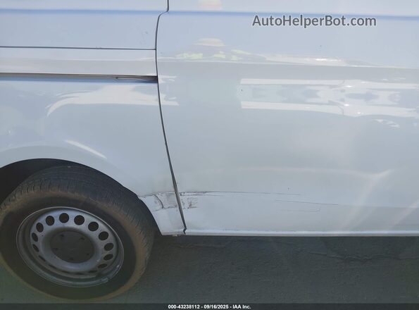 W1YV0BEY4P4283405 2023 MERCEDES-BENZ METRIS White Դիմացի տեսք
