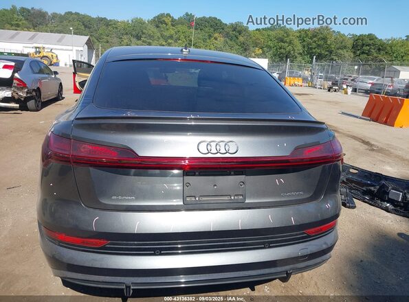 WA11AAGE2NB022936 2022 AUDI E-TRON Серый 