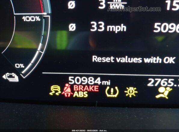 WA11AAGE2NB022936 2022 AUDI E-TRON Серый 