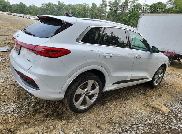 WA12AAGU6S2016189 2025 AUDI Q5 Белый Задняя правая четверть