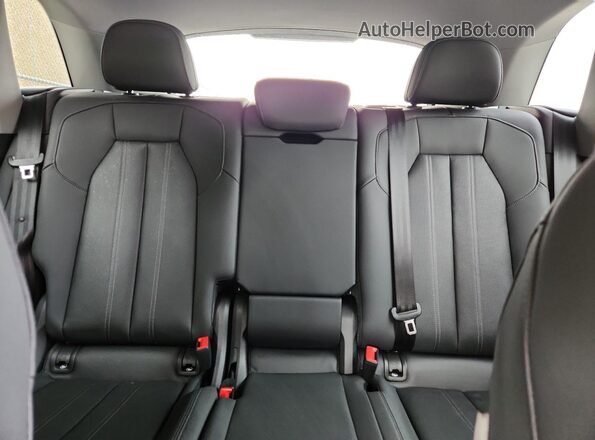 WA12AAGU6S2016189 2025 AUDI Q5 Белый Вид задних сидений